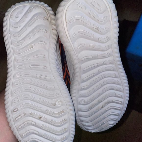 Boys NWT boys size 3 running shoes - Picture 5 of 5